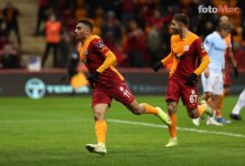 0x0-galatasaray-haberleri-mostafa-mohamede-arabistandan-talip-var-1643559593779.jpg