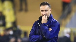 829x469-fenerbahcenin-eski-hocasi-vitor-pereira-corinthiansla-sozlesme-imzaladi-1645629189518.jpeg